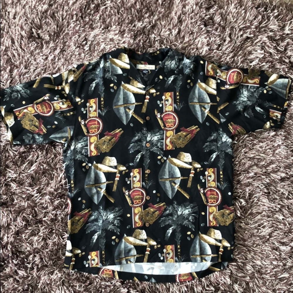 Tommy Bahama Button down shirt